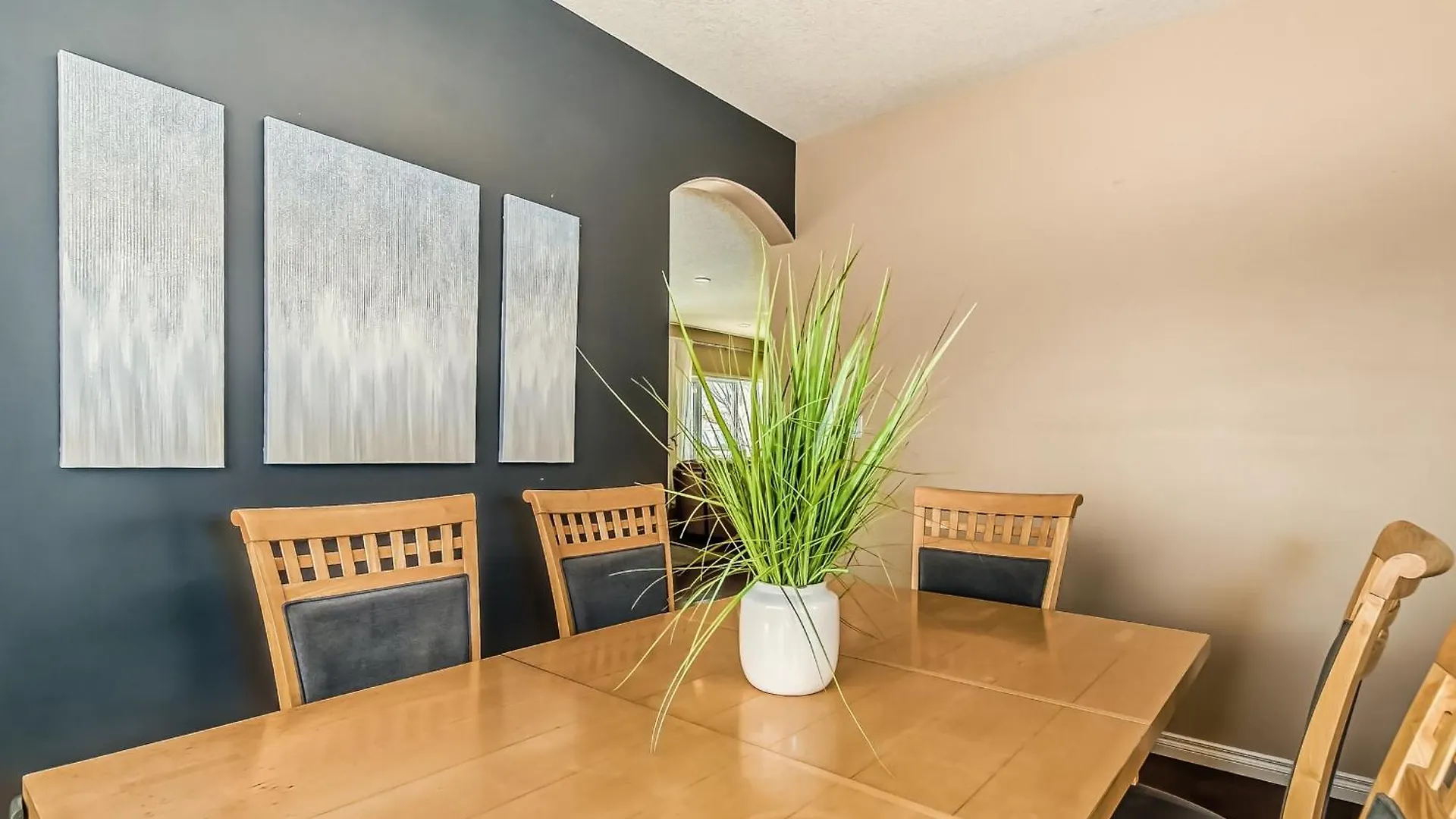Lewis Estates Golf Course Executive Home By Henday, Whitemud, Step To Shops! Edmonton