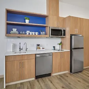3* Hotel Element West